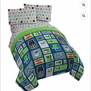 Minecraft Themed Blue and Green Bedding Set